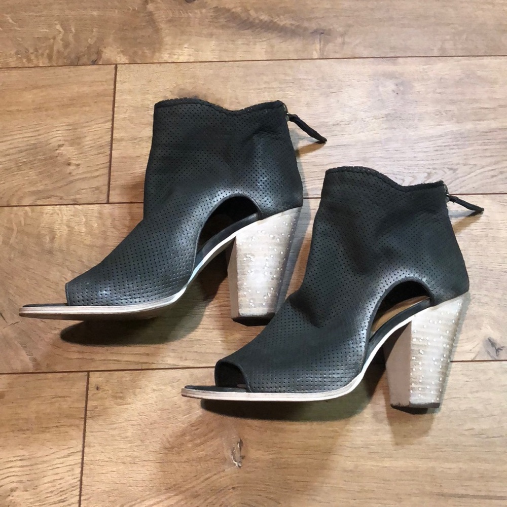 Dolce Vita Heels